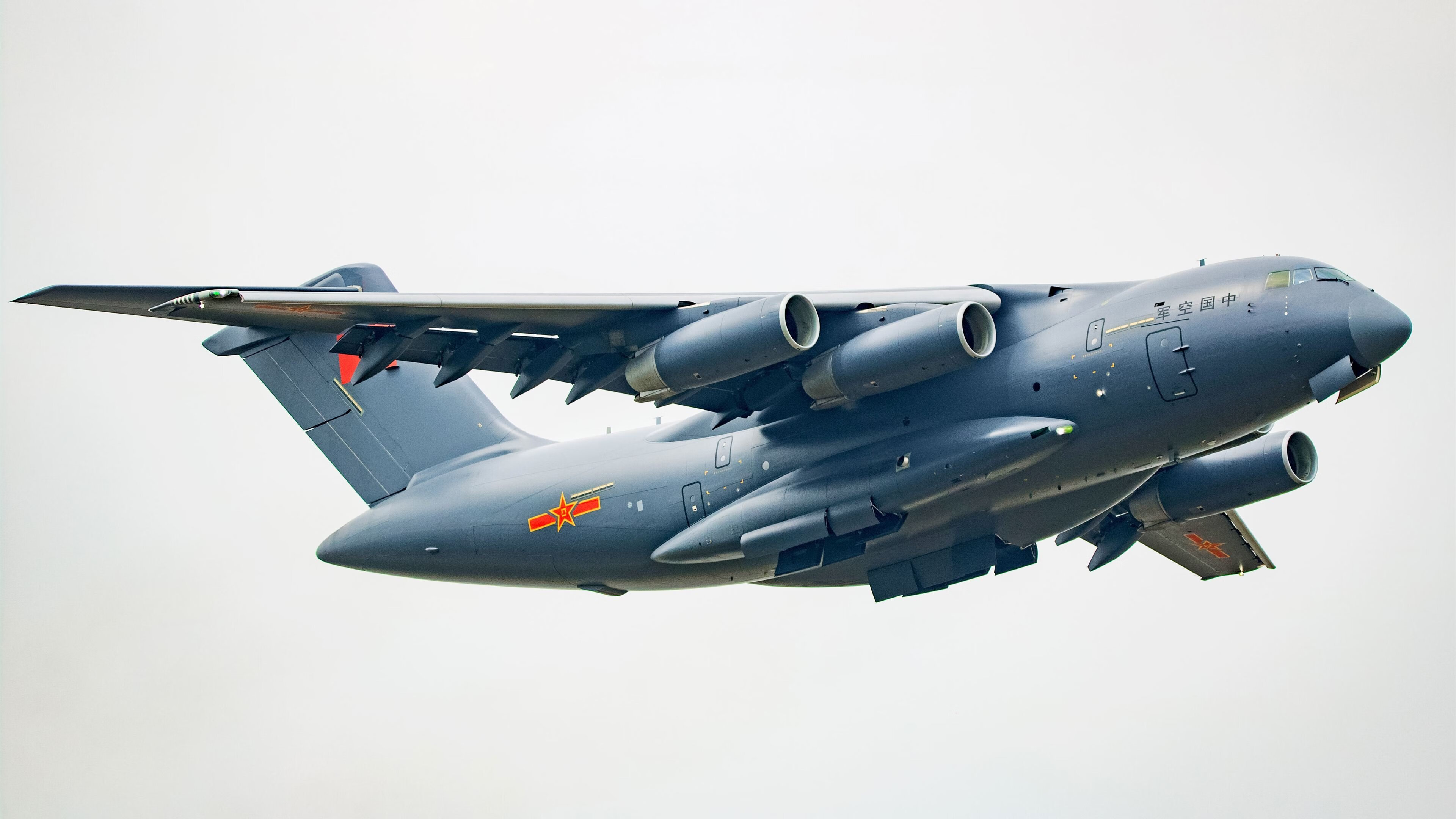 唐卡斯特边中结合奏效,贝尔维球场盼一扫阴霾,唐卡斯特披萨